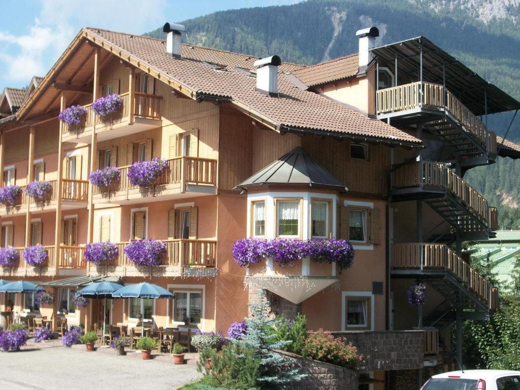 Hotel Vallechiara Moena Kültér fotó