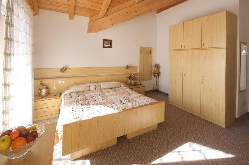Hotel Vallechiara Moena Szoba fotó